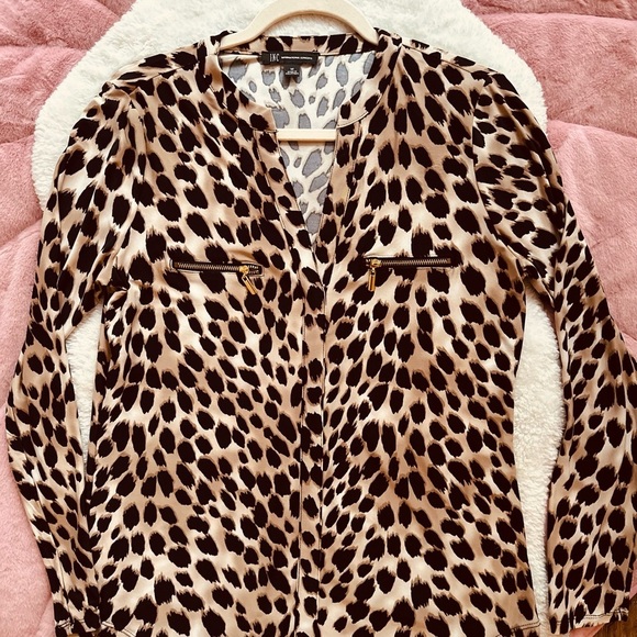 NWOT ~ INC International Concepts  Leopard Print Women's Top - Picture 1 of 5
